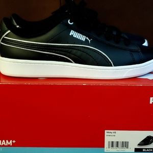 Puma Women's SoftFoam Black Sneakers